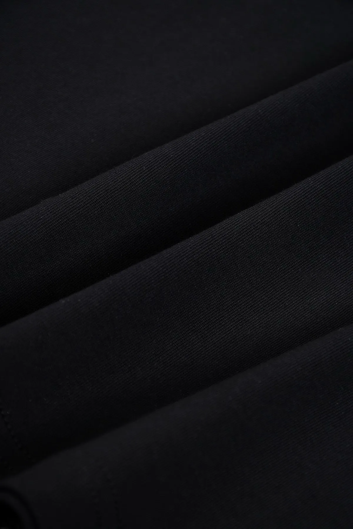 🅿️198 Chrome Hearts Select 280 grams of customized fabric [Top quality] Customized handmade hardware + concave and convex embossing + hot diamond embellishment process. Same style for men and women. Size: S M L XL XXL Color: black white